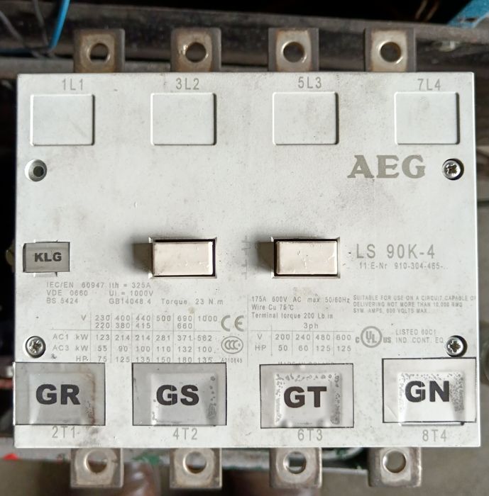 vând contactor cu patru poli  AEG LS90K-4  250A