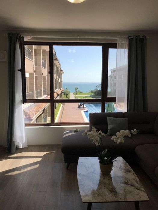 Дава се под наем Двустаен апартамент в Бургас, Сарафово - 65 кв.м за 612 € - Снимка #1