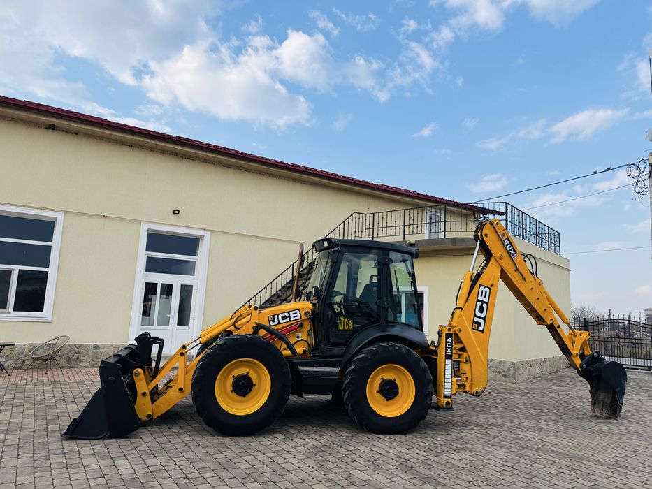 Buldoexcavator JCB 4 cx La Turbo ,an 2007 ,Ore 6700.IMPORT
