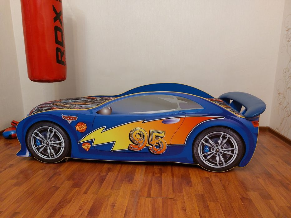 Кровать-машина в городе Астане