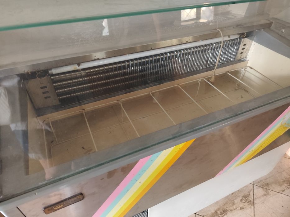 Витрина за сладолед