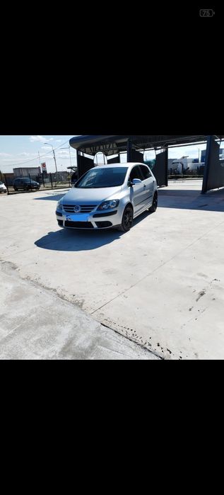 Volkswagen golf plus