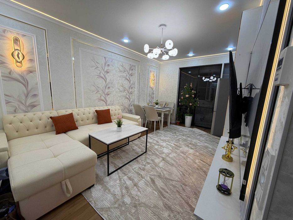 Продам СВОЮ 4- комн.квартиру  с обстановкой. Чиланзар 9 кв.