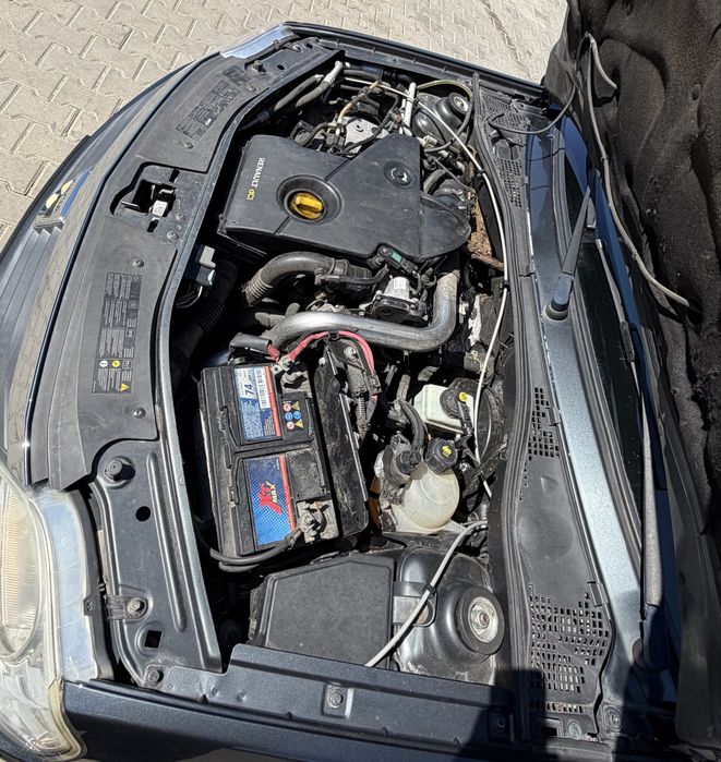 Vand Logan MCV 1.5 diesel 90 cai 2011 , 7 locuri