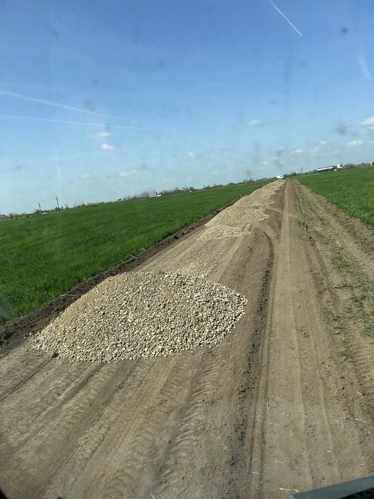 Inchiriez 8x4 si semiremoca basculanta