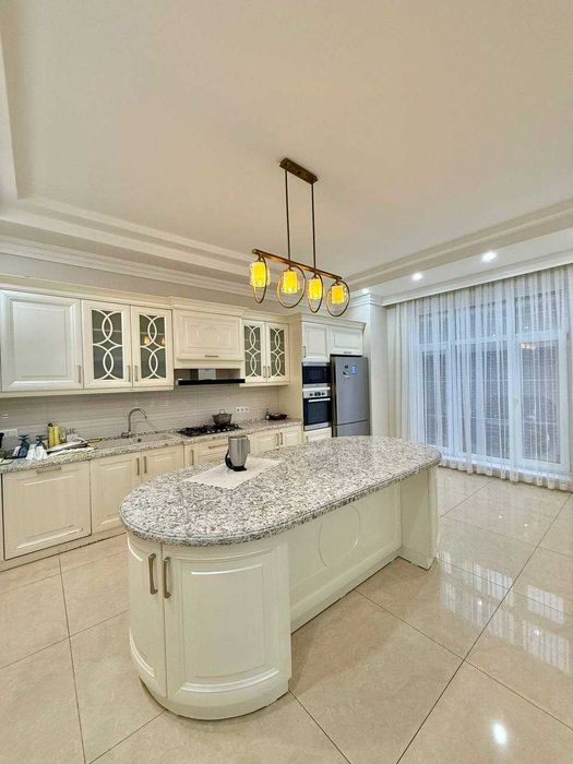 №PD-0942 - Срочно по хорошей цене продаётся с мебелью и техникой!!!