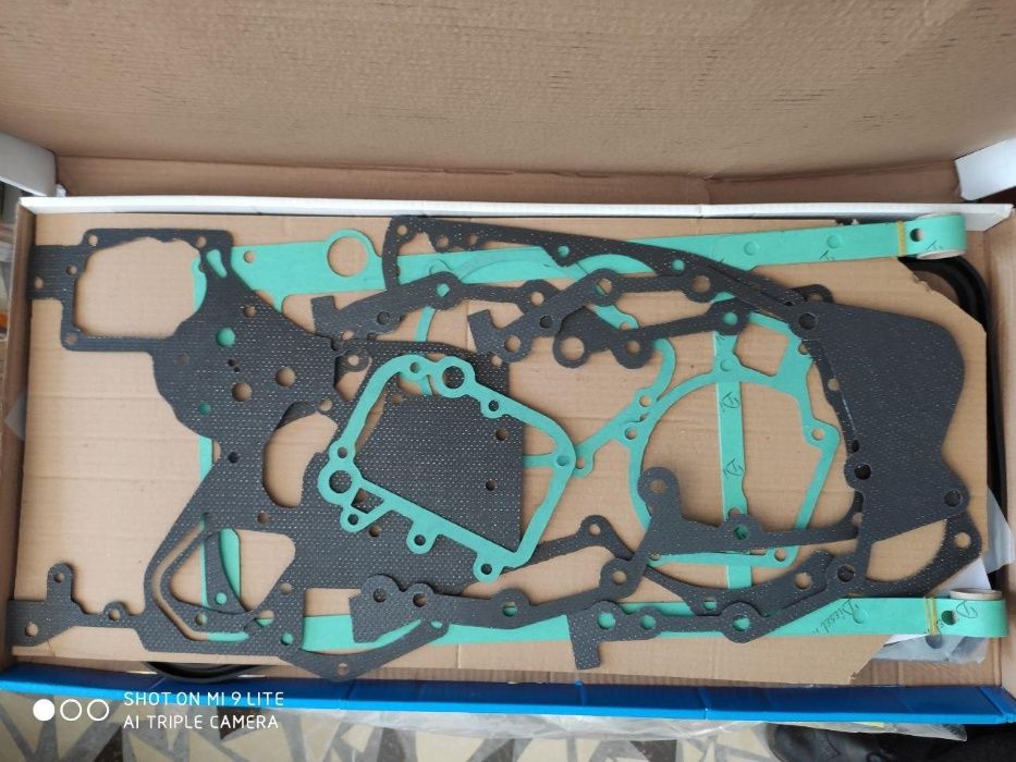 Полный набор прокладок и сальников на двигателя MAN D0836