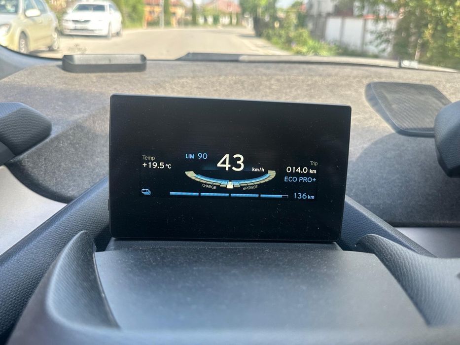 BMW i3 2015 170 cp. electrica aut. 150km