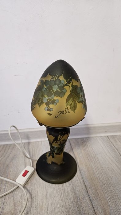 Lampă de Masă Cameo Glass Stil Art Nouveau (Tip Gallé)