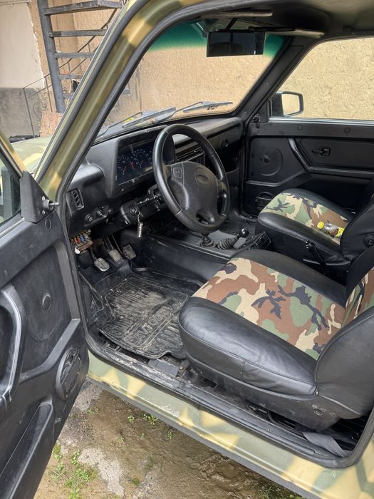 Niva  2014 yil ofrodga tayor