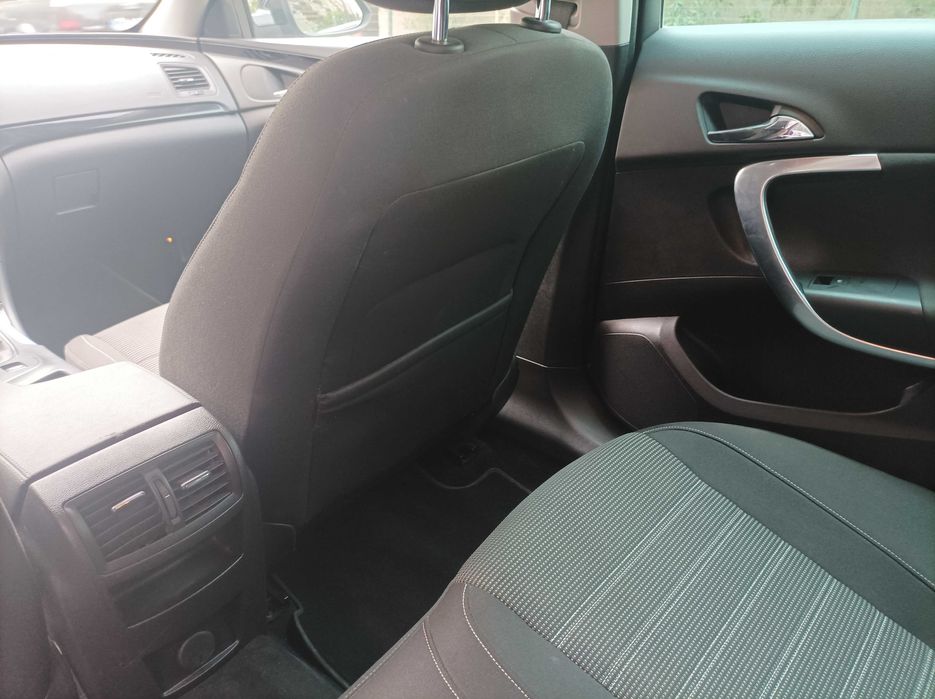 Opel insignia 1.4 140 LPG sport tourer