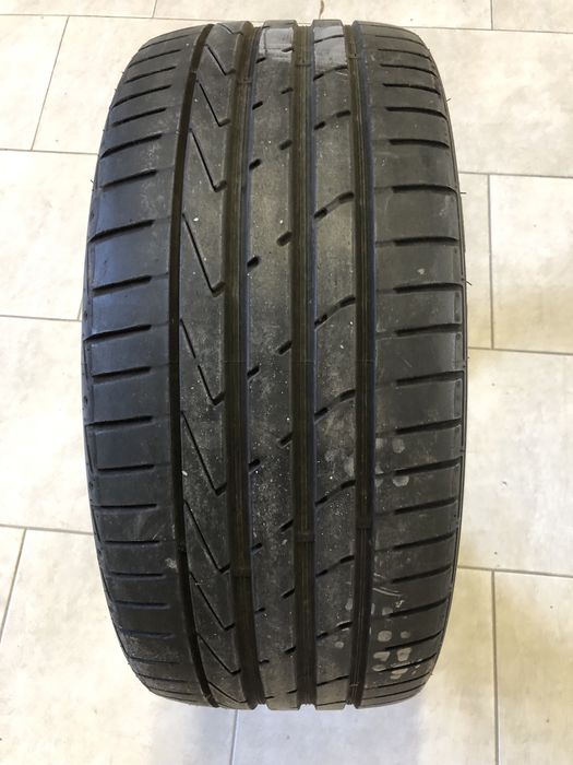Единична гума Hankook 225 35 19 Hankook Ventus S1 evo