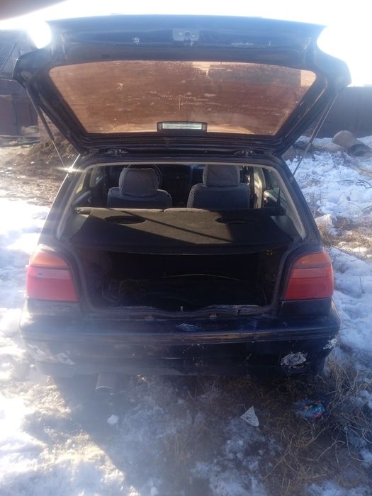 Гольф 3 , 1,8 моно