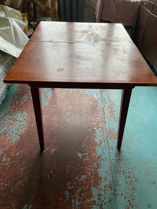 Стол раздвижной б/у.