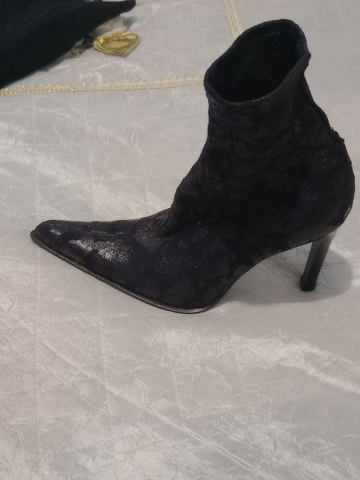 Дамски боти и ботуши