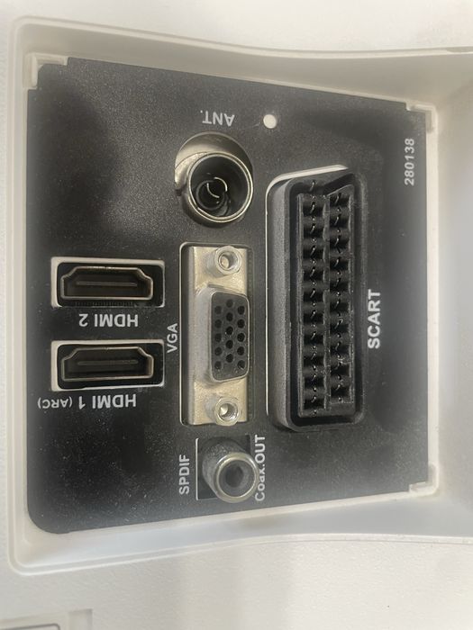 Televizor toshiba alb