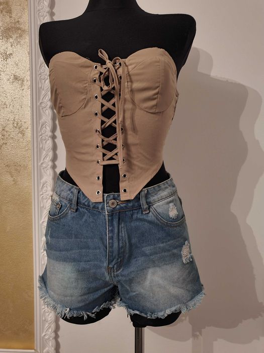 rochii, bluze, pantaloni cu prețuri începând de la 35 de lei