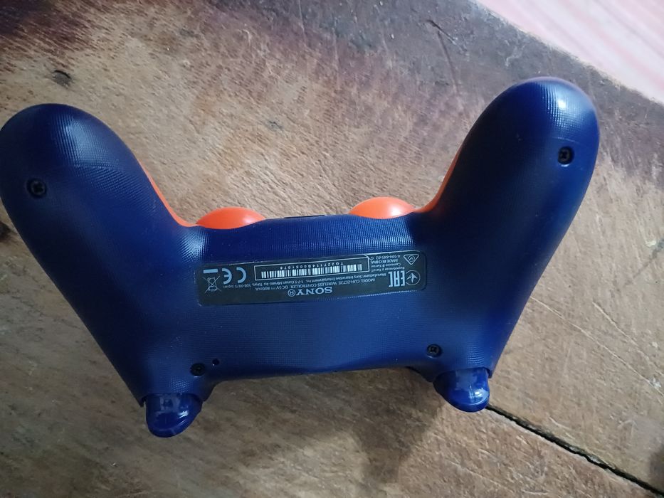 Джостик для игр..