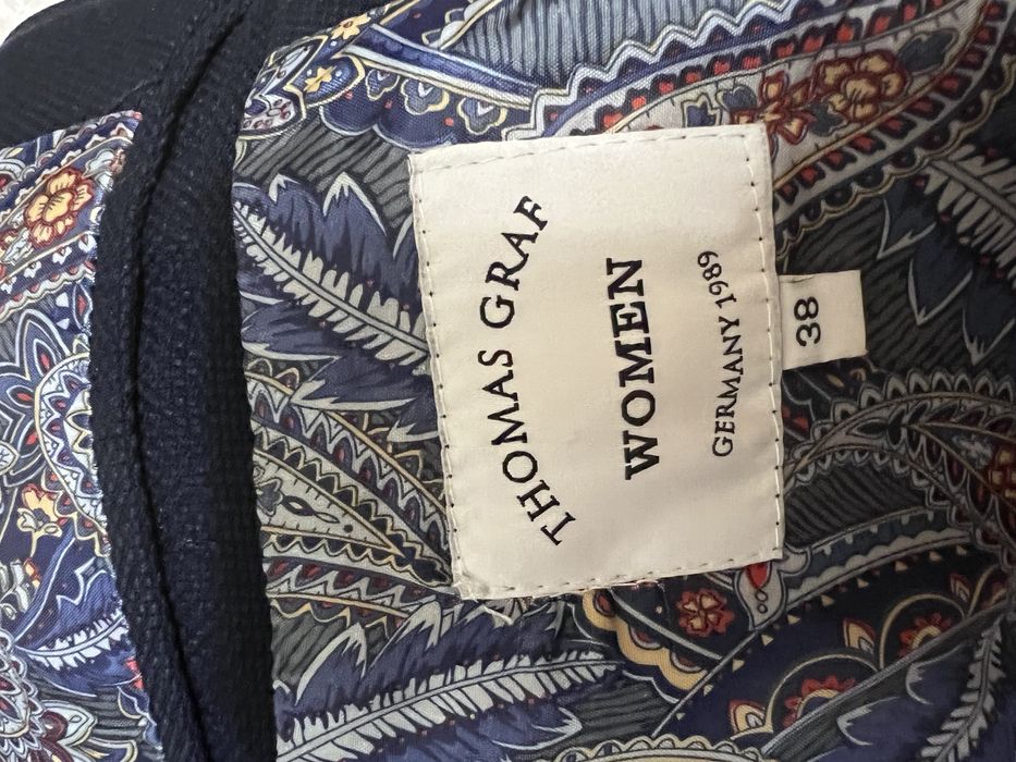 Продам супер брючный костюм