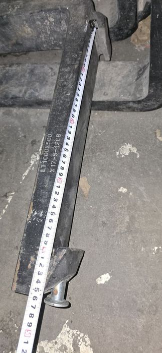 Karani lapasi 1.8m uzunligi 2tonnalik sotiladi