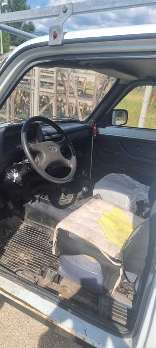 Автомобил Лада Нива