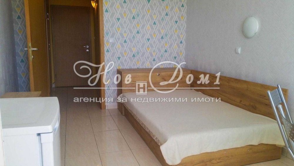 Продава се Многостаен апартамент в Варна, Левски - 400 кв.м за 1200 €/кв.м - Снимка #3