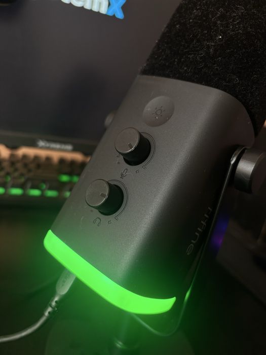 микрофон Fifine AM8