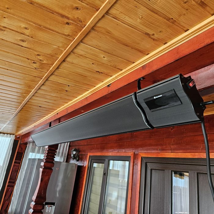 Radiator/ incalzitor terasa cu Infrarosu Cosmic Beam 3000W