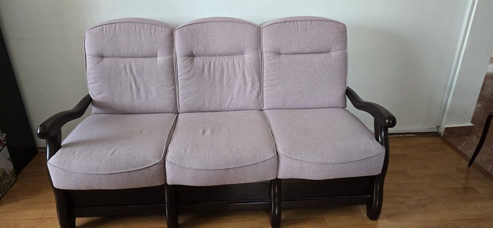 Set canapea trei locuri Roma cu doua fotolii si lemn masiv,lila