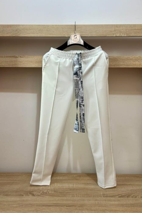 Compleu alb calitativ