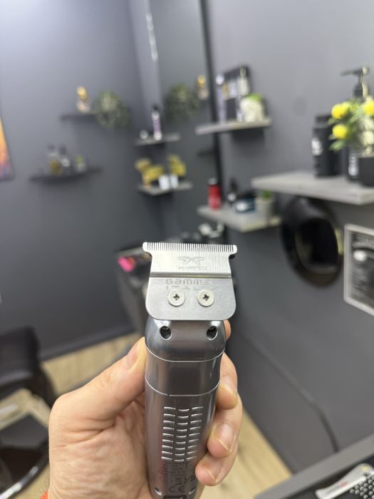 Trimmer/masina contur Gamma Cyborg