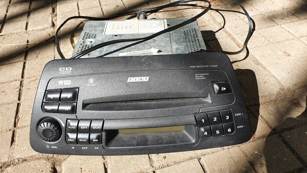 Оригинално CD AD182H4 AUX за FIAT Bravo/Brava/Marea/Браво/Брава/Мареа