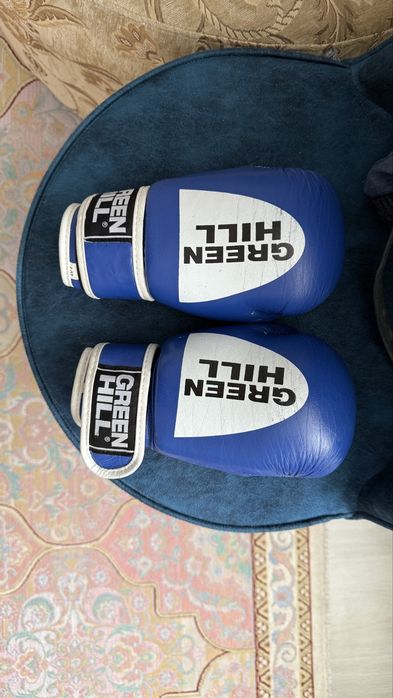 Боксеркие перчатки