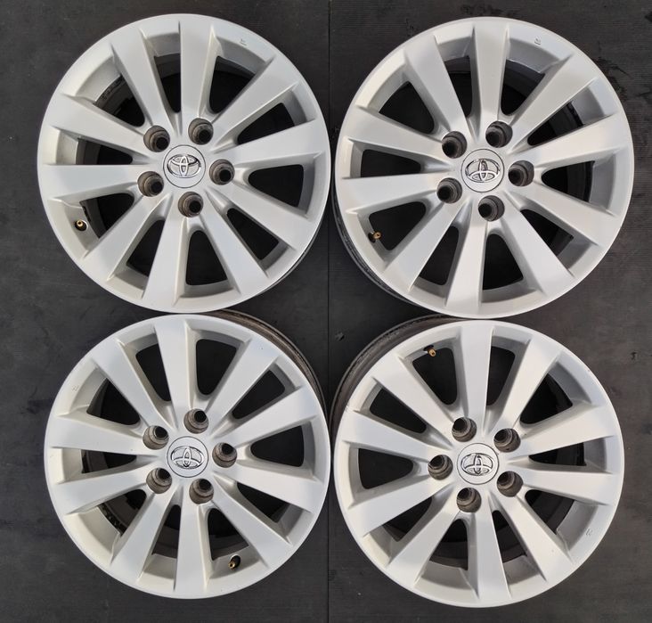 5x114,3 6,5Jx16 RH  ET45 TOYOTA