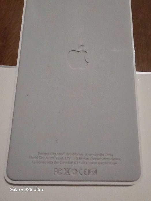 Tastatura apple wireless A1314/dock cu tastatură Apple iPad A1359