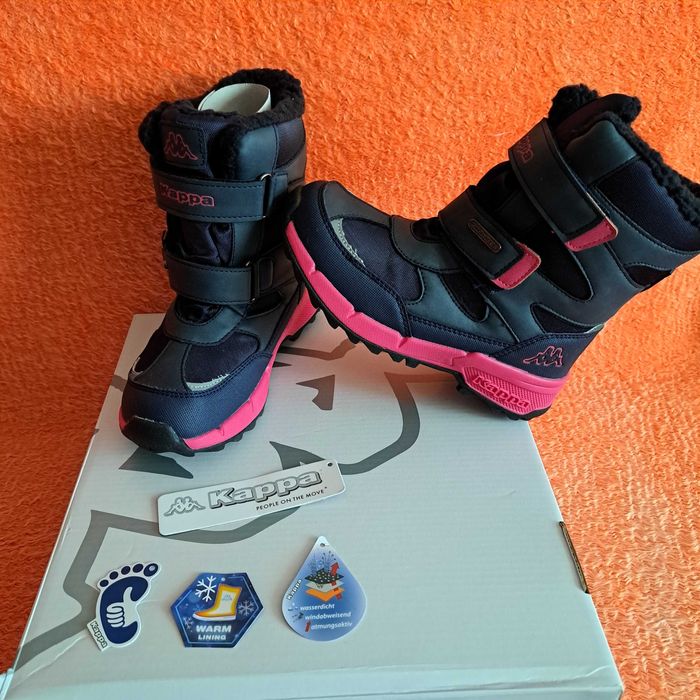 Зимни ботуши за момиче. Апрески KAPPA. Нови