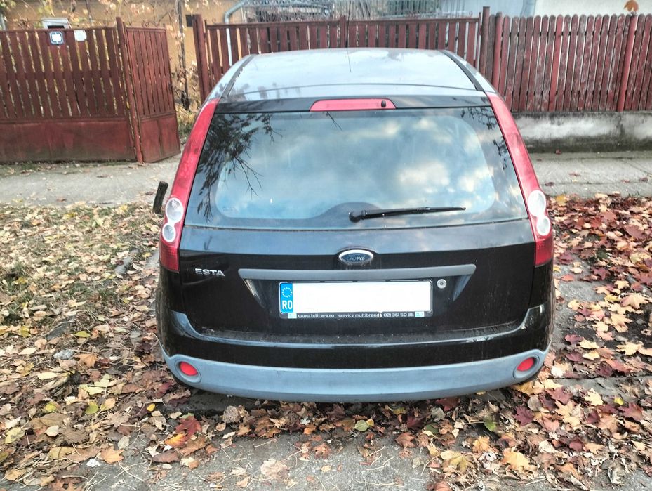 Ford Fiesta 4 cilindri distributie lant 1299cmc benzina  an 2006