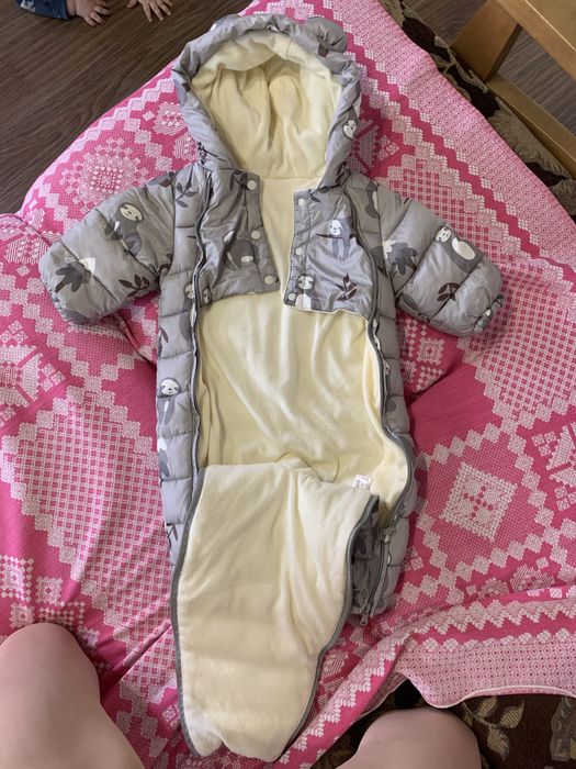 Продам демисезонный комбинезон