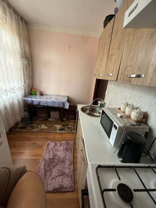 МЕТРО 3-бекат 1 км Сергели 8-худуд 3 хона 3-Этаж  74 Квадрат