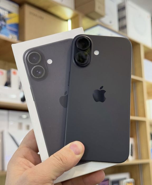 Iphone 16 в черно-матовом цвете