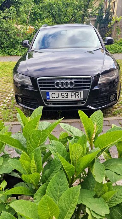 Vând Audi A4 B8 – 2.0 TDI, 143 CP, 2009 – 6000 €