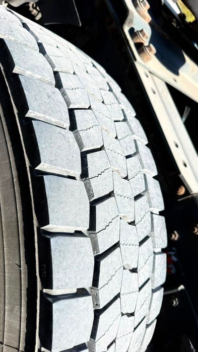 Продам резину 315/80/22,5