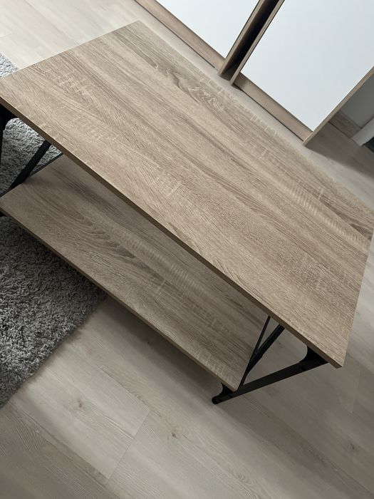 Холна маса  метал и дърво