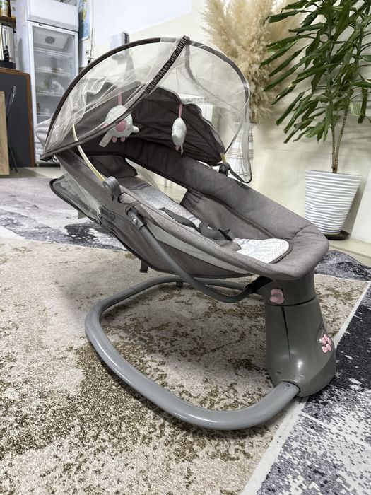 Шезлонг детский