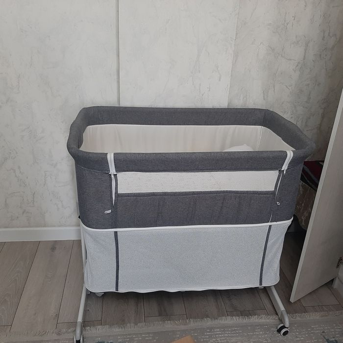 Манеж продам удобный