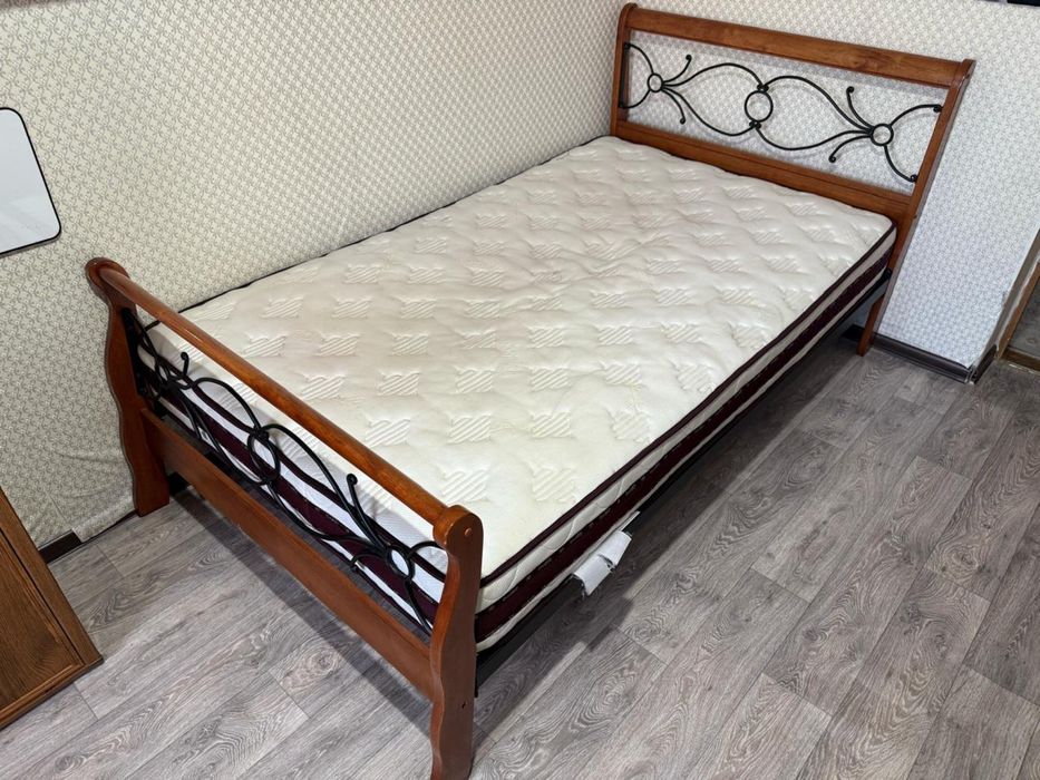 Кровать односпалка