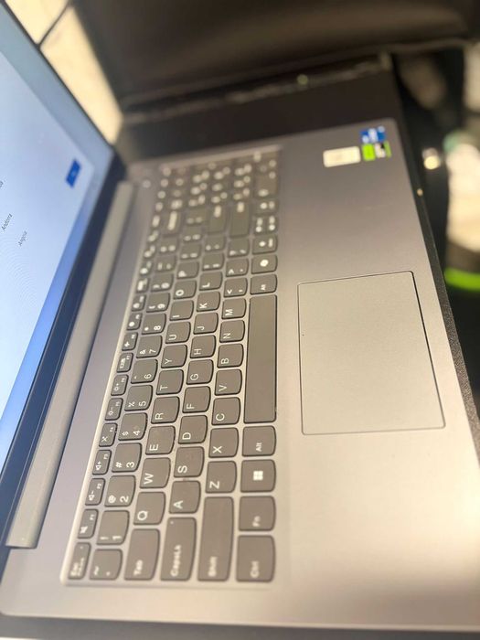 Hope A manet P5 - Laptop Lenovo Legion LOQ , i5 1250HX , placa video RTX 2050/4 GB , memorie RAM 16 GB , STOCARE 512 SSD