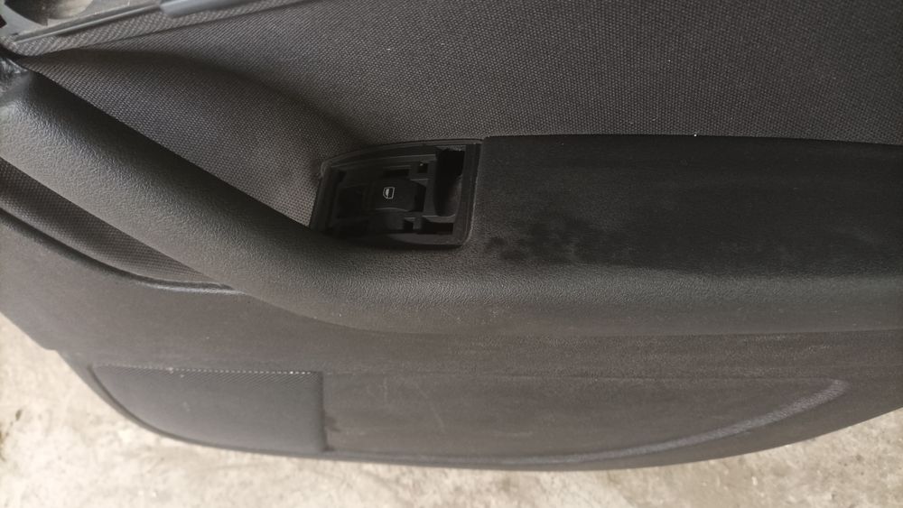 Кори за задни врати Audi A3 8PA