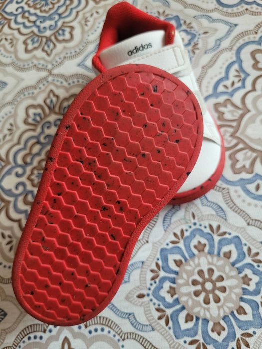 Adidasi marime 20 alb spiderman adidas