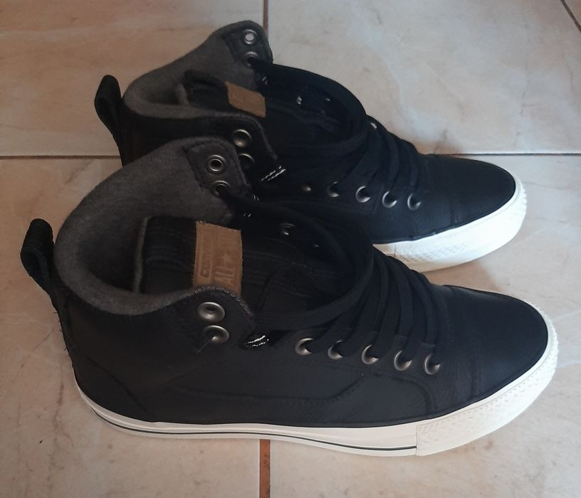 Adidasi Nike, Vans, Converse